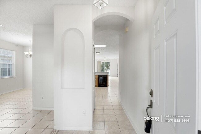 Foto del edificio - 1220 Cathcart Cir