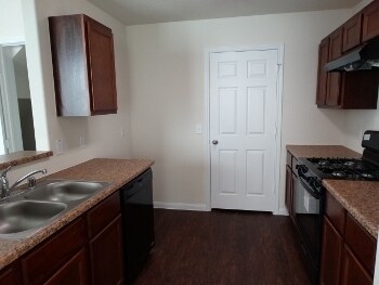 Building Photo - Ashford Point Villas - 12803 Roccos Trail ...
