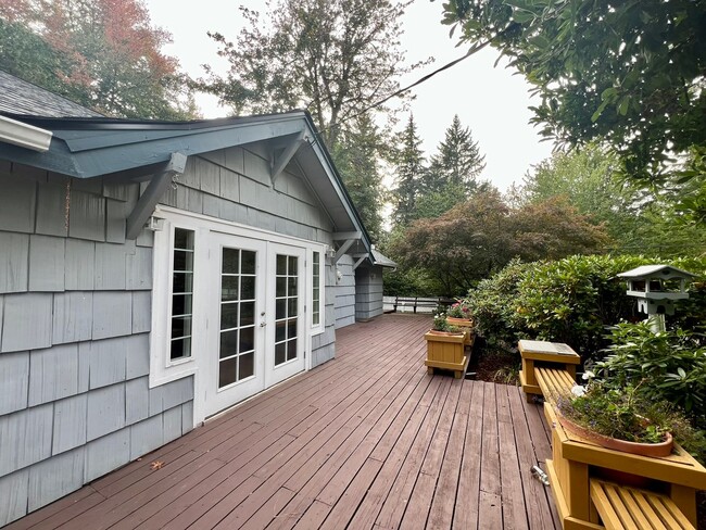 Building Photo - Updated 1920 Farmhouse - Many Special Feat...