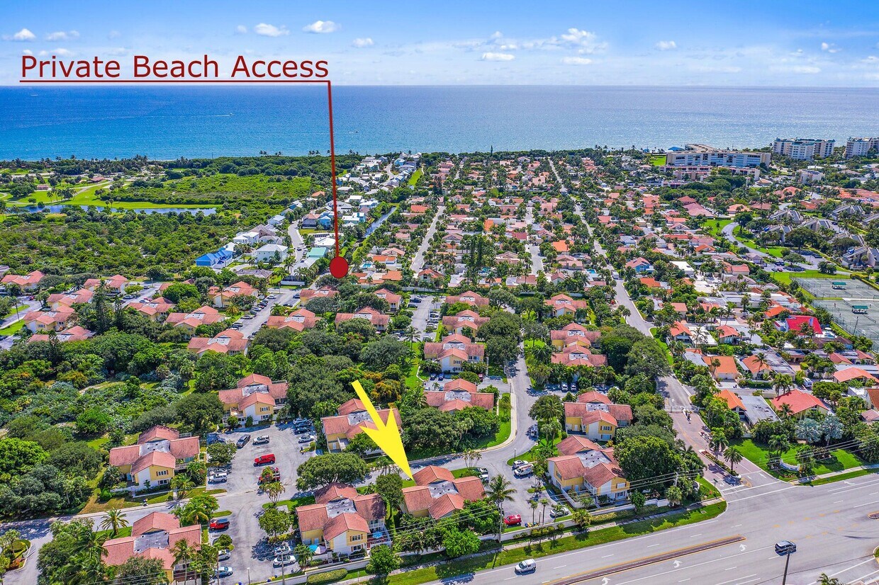 Primary Photo - 111 Seabreeze Cir