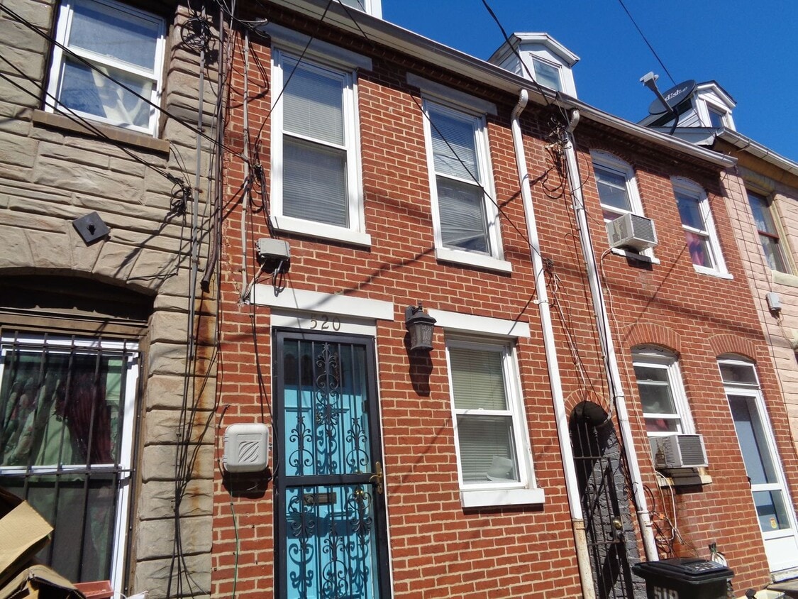 Foto principal - 520 S Durham St