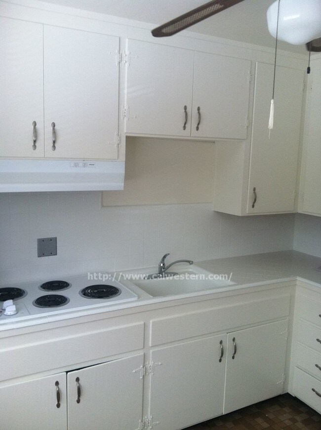Foto del edificio - 2403 Homestead Rd