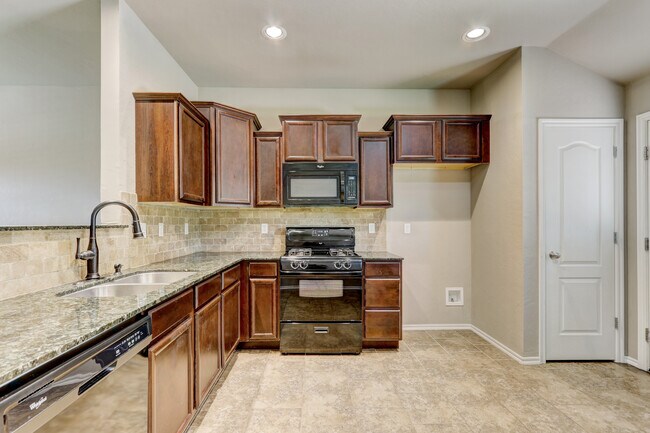 Building Photo - 3112 SE 96th St