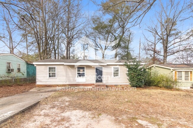 Building Photo - 2879 Doyle Ave