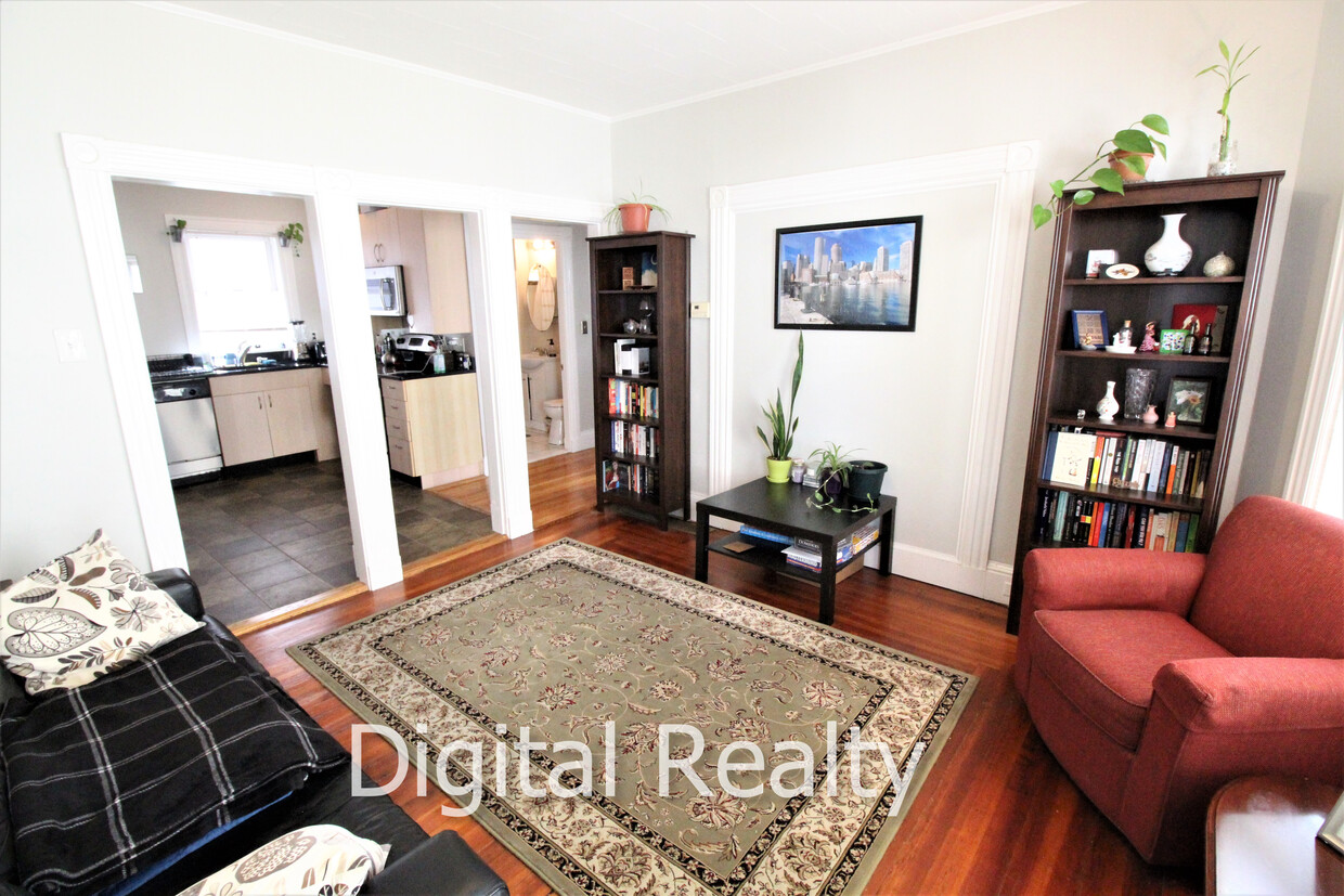 Living Room - 35 Morrison Ave