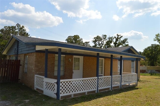 Foto del edificio - 245 Flaming Oak Dr