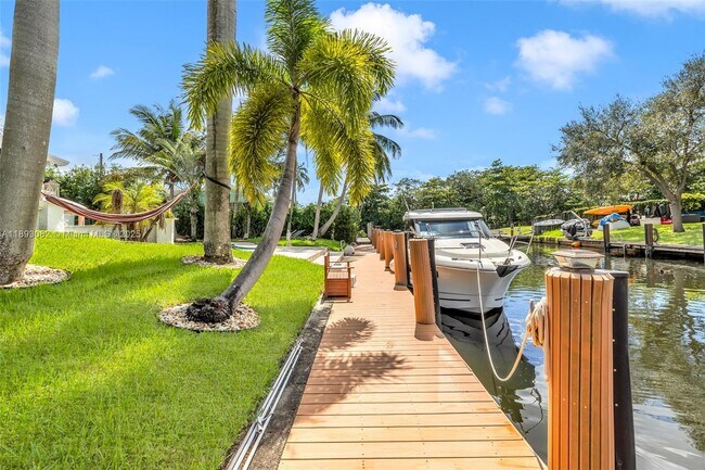 Foto del edificio - 2613 Tortugas Ln