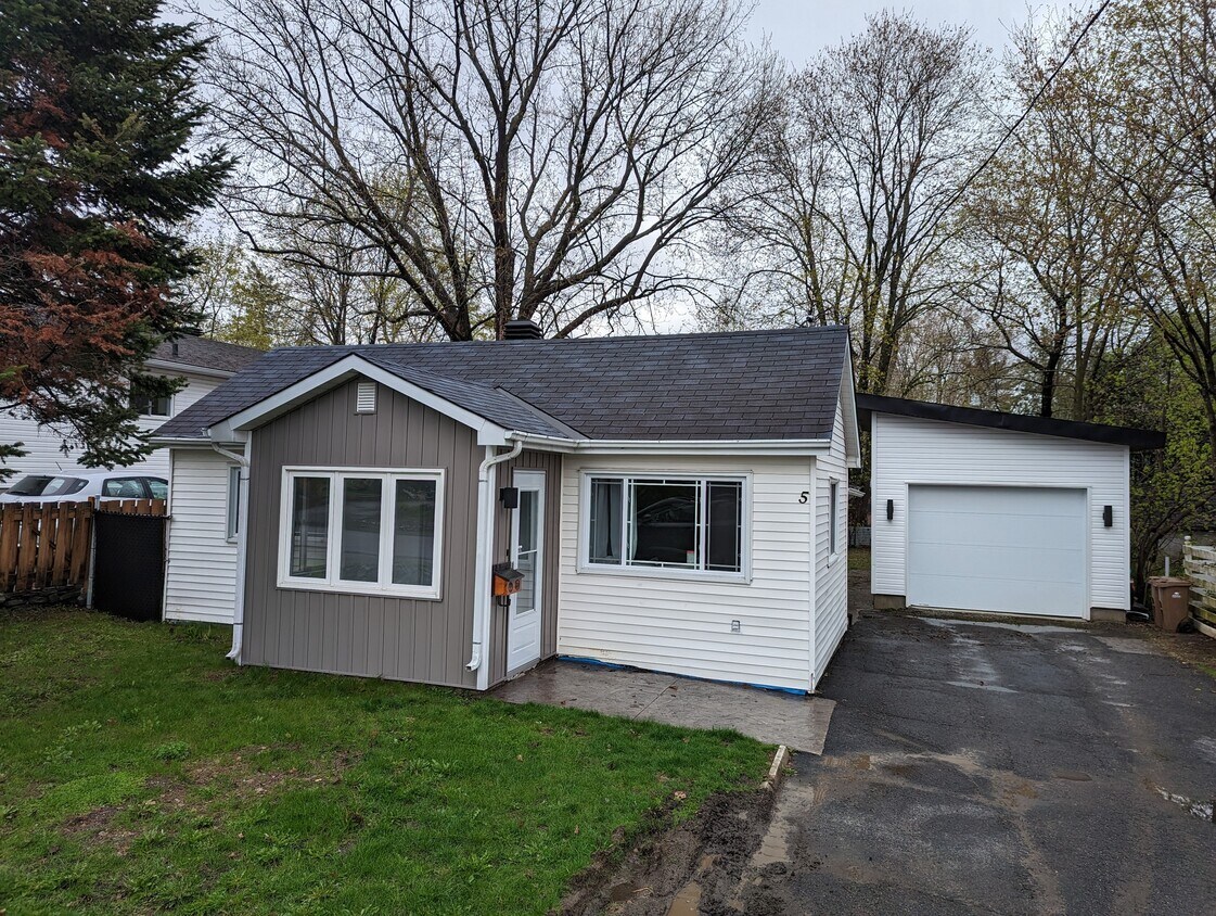 5 Des Régates Imp, Gatineau, QC J9H 5C4 House for Rent in Gatineau