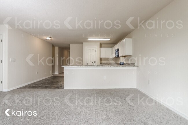 Building Photo - 8386 102nd Ct