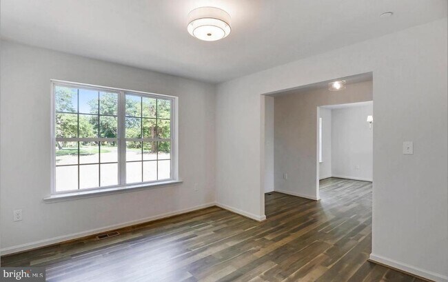 Foto del edificio - 8500 Church Rd