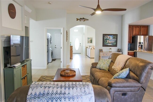 Foto del edificio - 4015 Kingsfield Dr