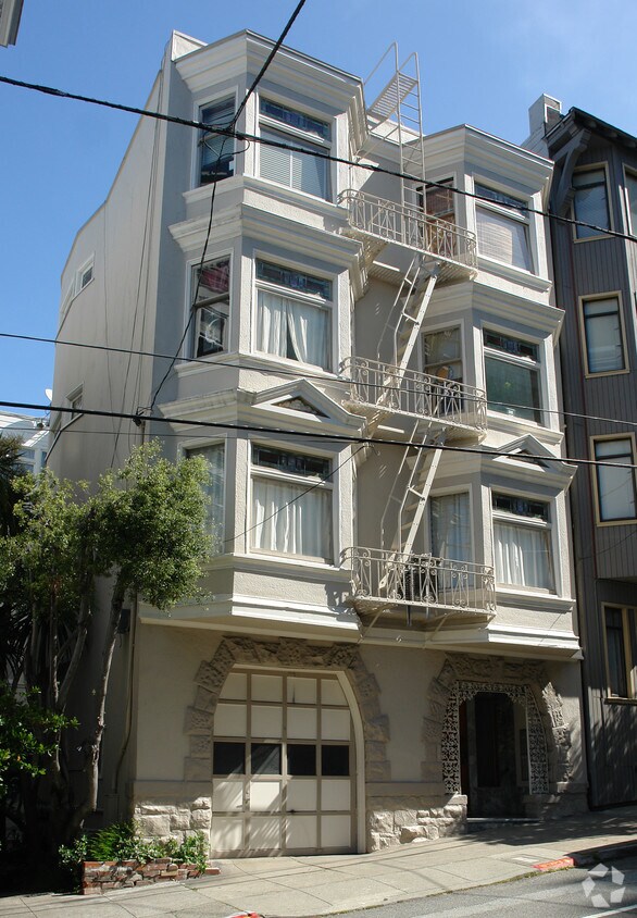 Primary Photo - 1360 Washington St