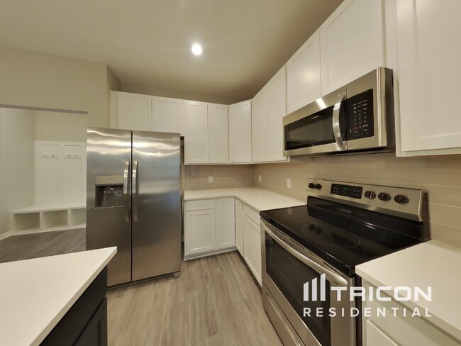 Foto del edificio - 301 Thomas Point Dr