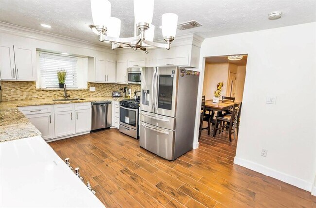 Foto del edificio - 15618 Fox Springs Dr