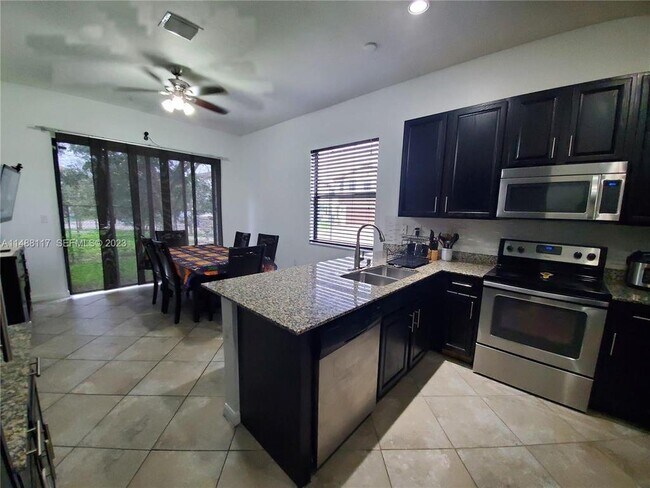 Foto del edificio - 9194 SW 36th St