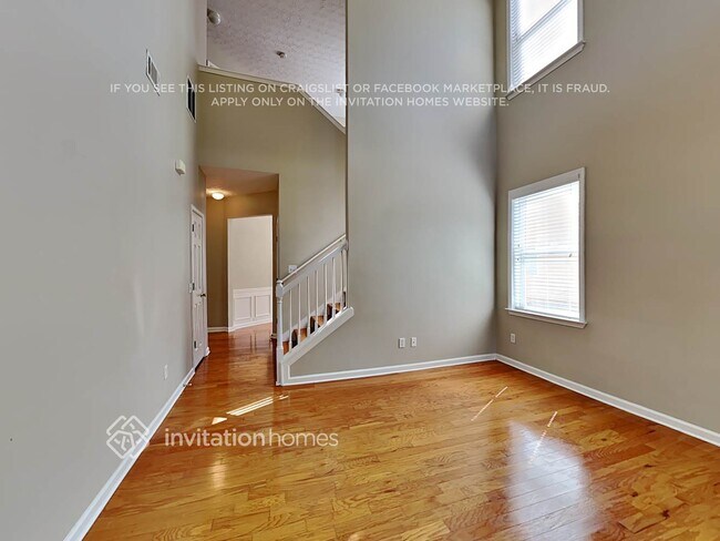 Foto del edificio - 3123 Baywood Ct