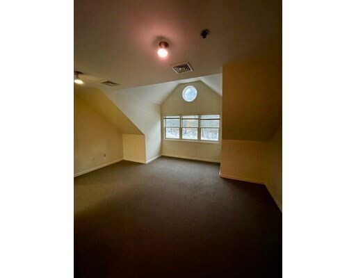 Primary Photo - 33 Enterprise St