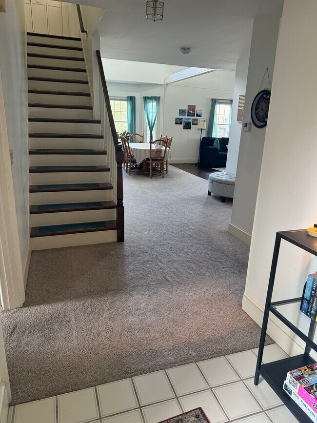 Building Photo - 51 N Main St