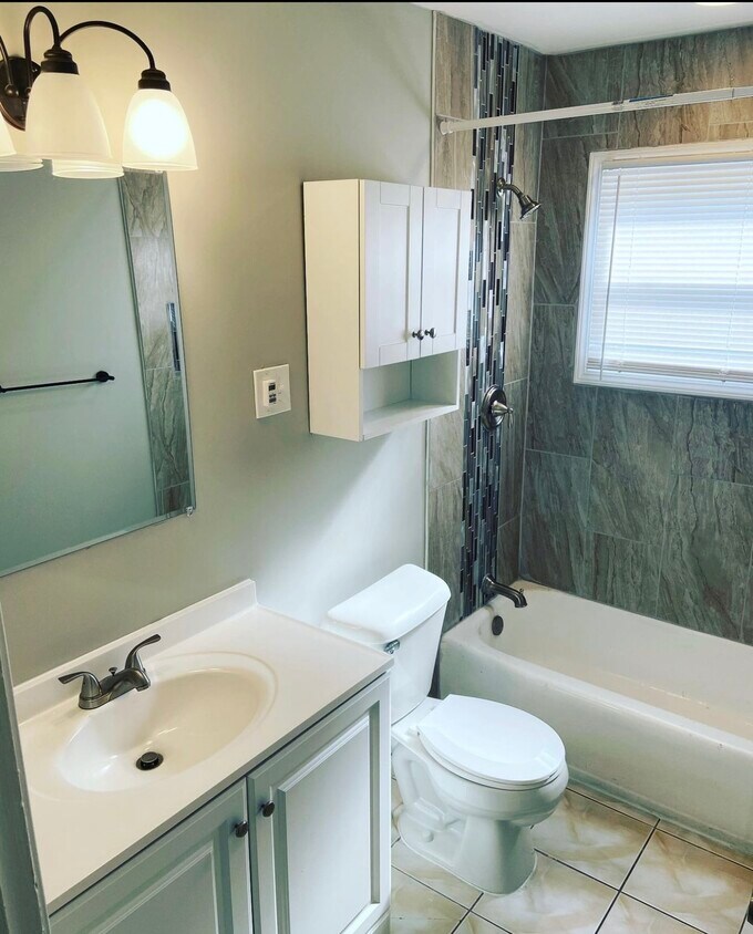 Bathroom #1 - 12950 Beaverland St