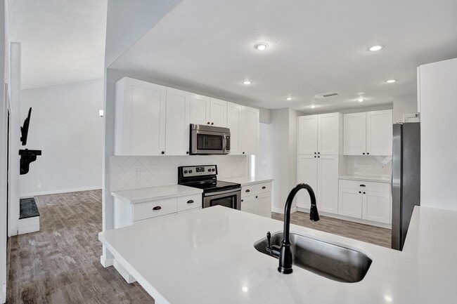 Building Photo - 14349 Horseshoe Trce