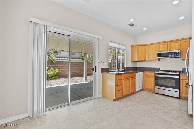 Building Photo - 8551 Stone Mill Way