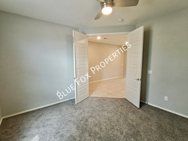 Foto del edificio - 8838 N Hardy Preserve Loop
