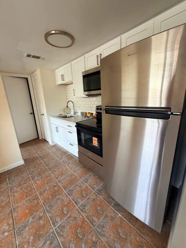 Foto del edificio - 13214 Bunn Cir