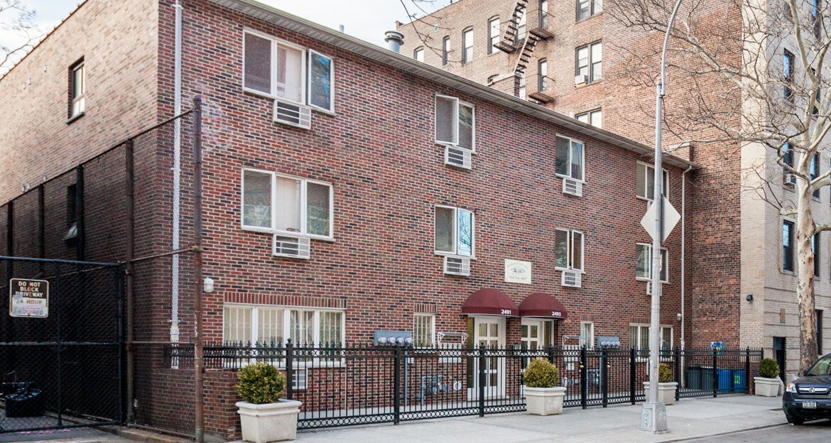 Foto principal - Lorillard Houses