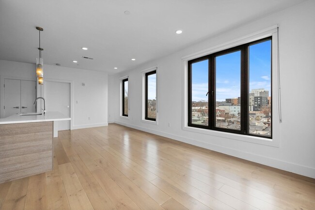 Foto del edificio - 30 Penniman Rd