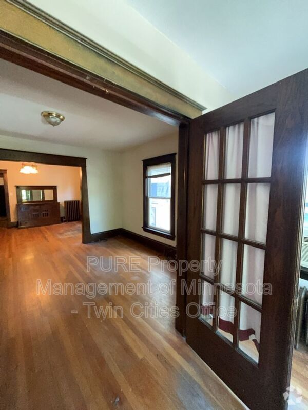 Building Photo - 3129 Garfield Ave