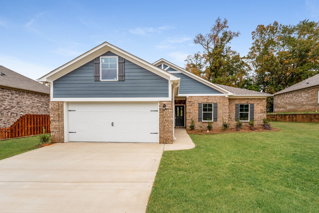 Foto principal - 5413 Cedar Creek Dr, Bessemer, AL