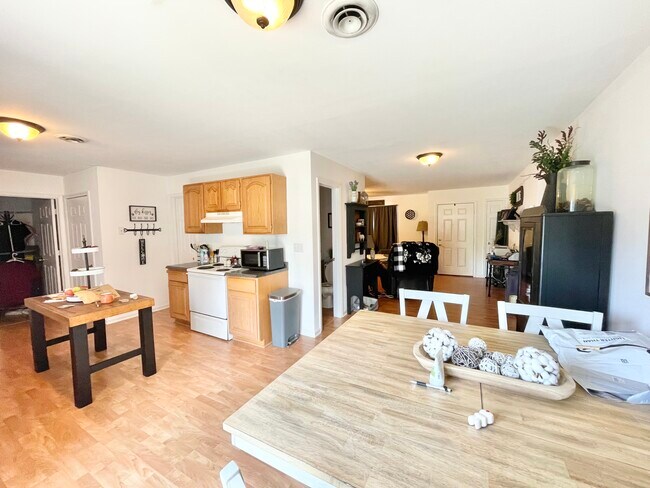 Foto del edificio - 210 Beaver St