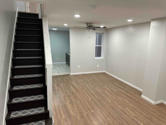 Building Photo - 202 Widener St