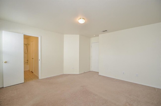 Building Photo - 20303 Baron Brook Dr