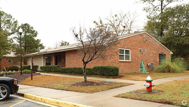 Building Photo - Prescott Manor