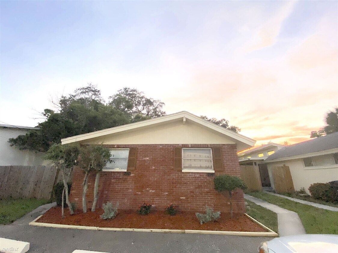 Primary Photo - 2 br, 1 bath House - 214 Waverly Way