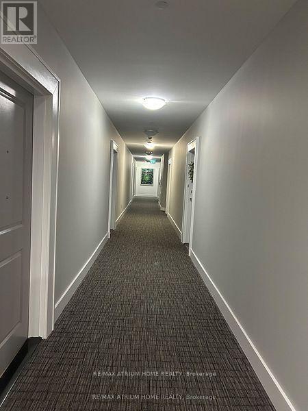 Building Photo - 260 Villagewalk Blvd