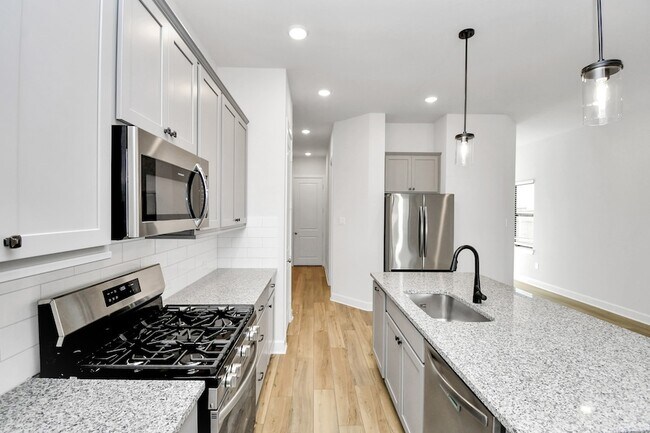 Foto del edificio - 1535 Park Path Dr