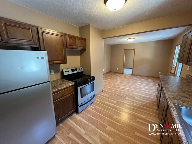 Foto del edificio - 717 W 16th St