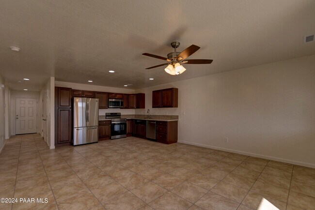Foto del edificio - 3027 N Corrine Dr
