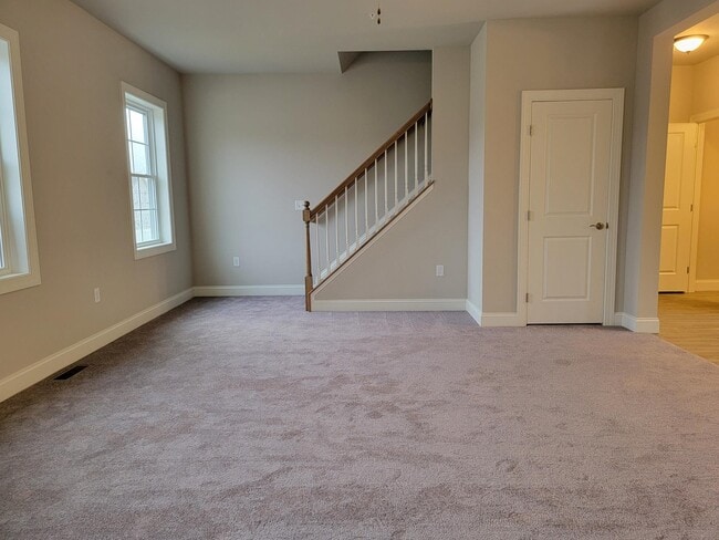 Building Photo - 169 Sage Blvd