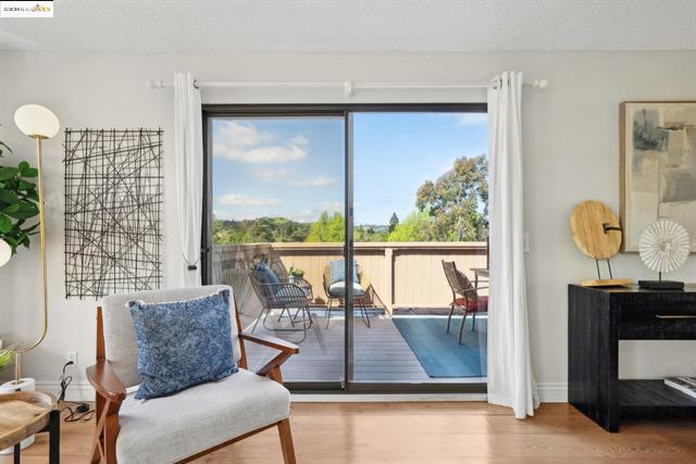 Photo - 490 N Civic Dr Apartment