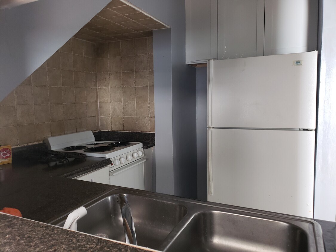 Foto principal - 1702 Hampton Blvd