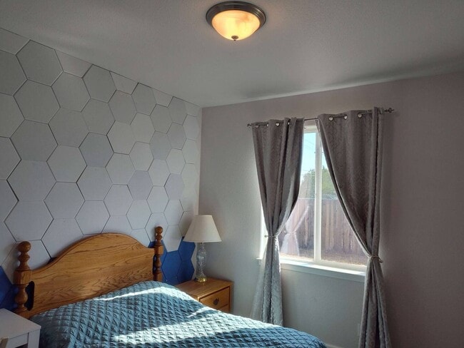 Foto del edificio - 1177 Bingham Dr