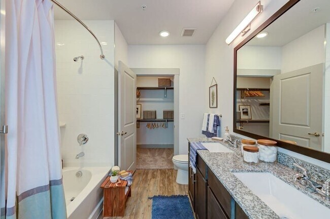 Building Photo - 1323 Saint Joseph Street Apt #CL-2119, Dal...