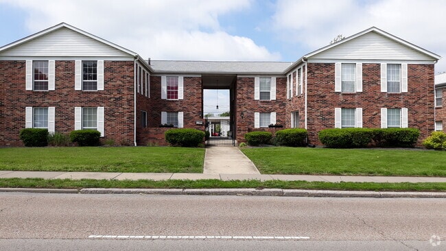 Building Photo - 8612 W Main St