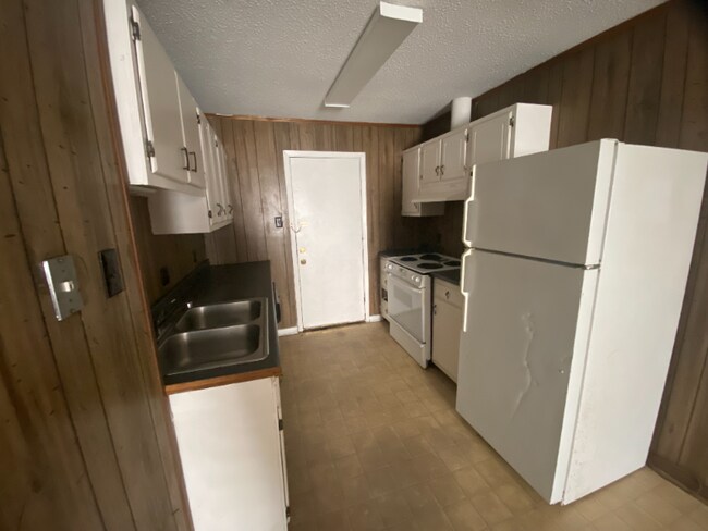 Foto del edificio - 1701 Goodwin Rd