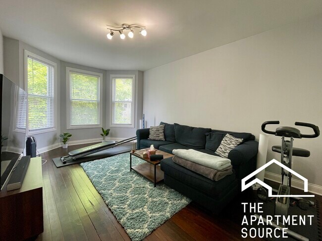 Foto del edificio - 2824 N Ridgeway Ave