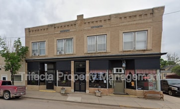 Building Photo - 202 1st St