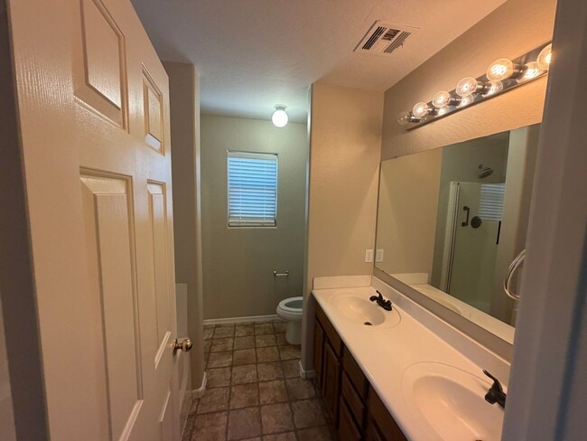 Building Photo - 6829 E San Tan Way